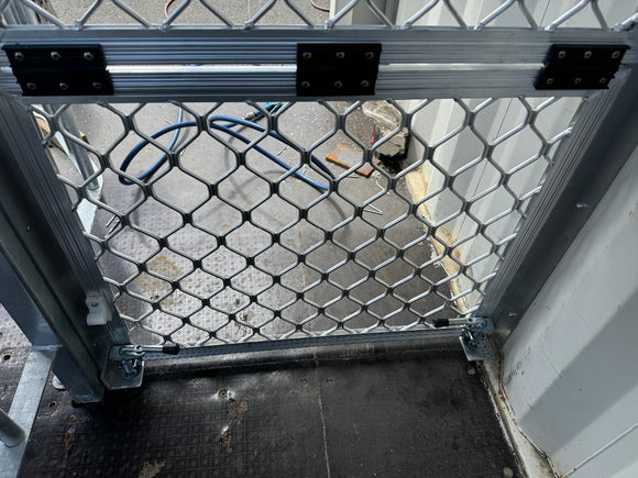 FGES-C20-RTFH900-2S - FERN360 - 20Ft Container fitted 2 Roller Doors, Dual Full Height SUS316 Stainless Steel Rotor Turnstile , 900mm pass, Caged