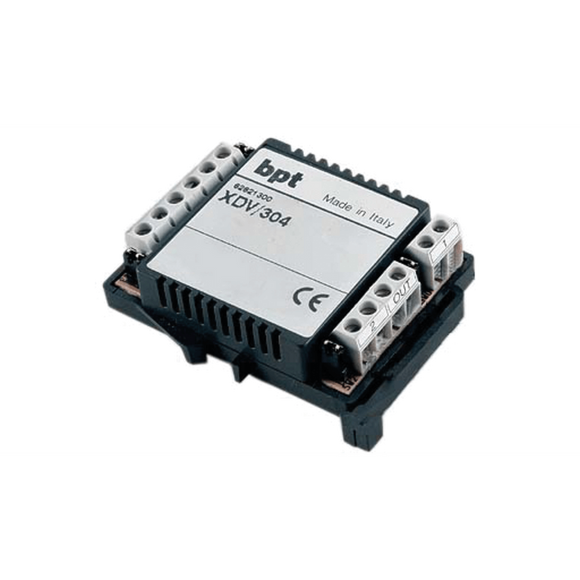 BPT 4-output video distributor for signal distribution.