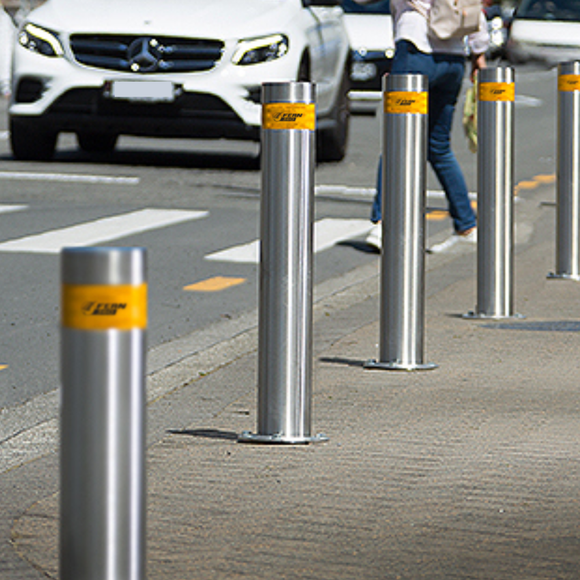 FPES-FB750-RT114-SS - FERN360 Stainless Steel Retractable Fixed Bollard - 114mm dia x 750mm